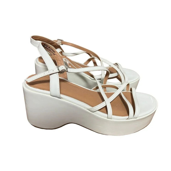 Urban Outfitters Lizzy Strappy Platform Sandal Size 8 - Picture 6 of 8